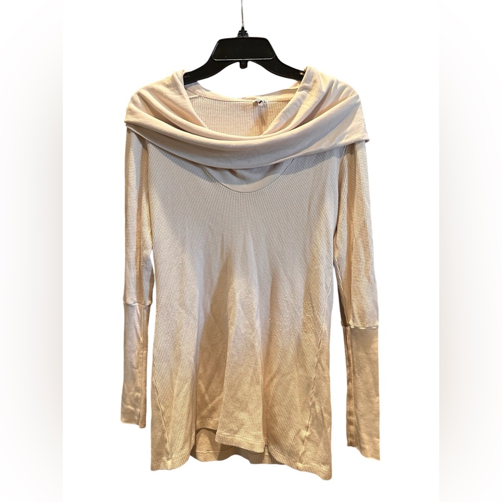 Splendid size medium off the shoulder